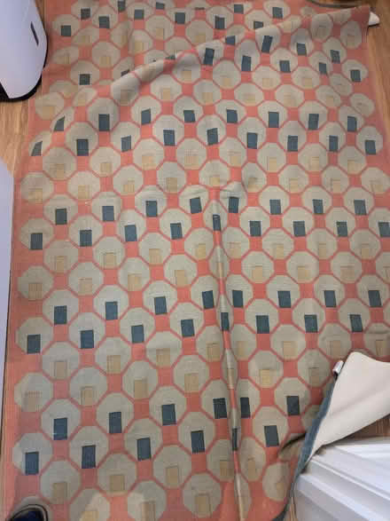 Photo of free Rug (SW18) #1