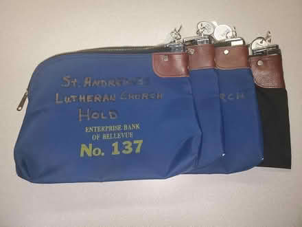 Photo of free 2x "Locking" bags (South Bellevue) #1