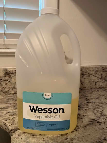 Photo of free 1/3 gal Wesson Vegetable Oil (Decatur)