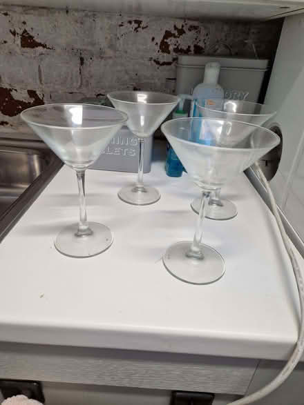 Photo of free Four cocktail or champagne glasses (Matlock DE4) #2