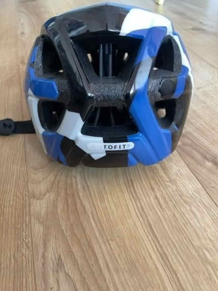 Photo of free Kids Cycling Helmet (Whitehill SG4) #4