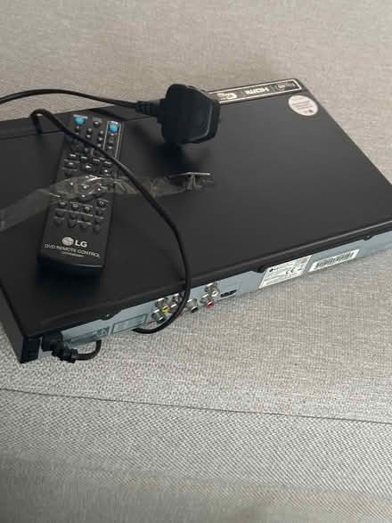 Photo of free DVD Player (Morden SM4) #3