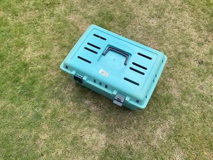 Photo of free Pet Carrier (Byfleet - KT14) #1
