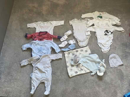 Photo of free New born baby clothes (TW7) #1
