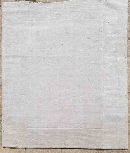 Photo of free Rug carpet to give away (SM6) #1