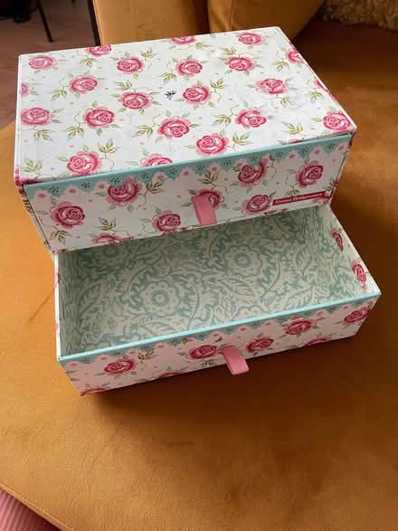 Photo of free Decorative Box (AB51) #1