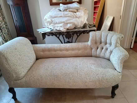 Photo of free Antique chaise longue (Roehampton SW15) #1