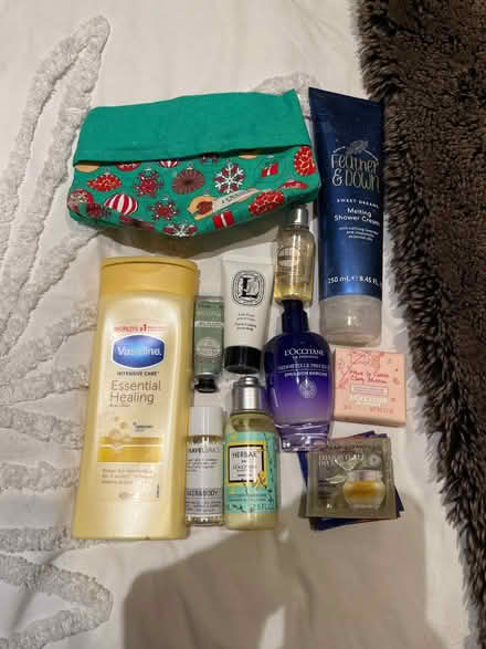 Photo of free Various skin products (Richmond TW10) #1