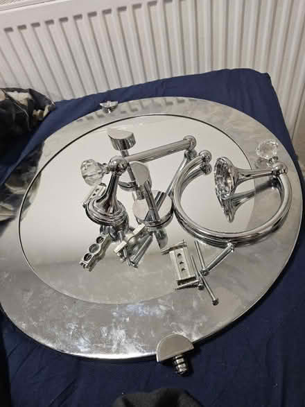 Photo of free Fashion Bathroom accessories (LS12) #1