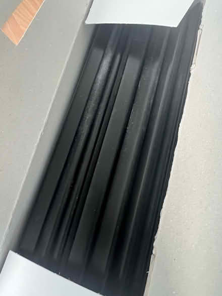 Photo of free Box of spine bars (GL15) #2