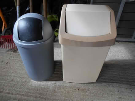 Photo of free Kitchen Bins (Sandridge AL4) #1