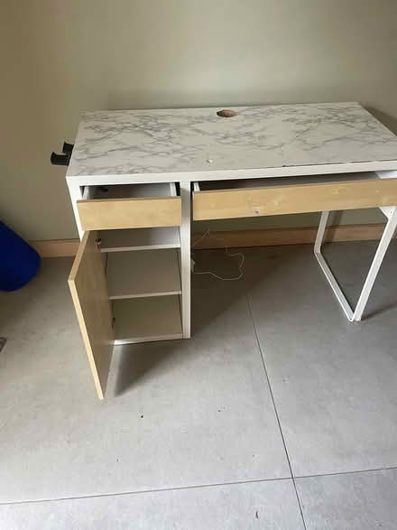Photo of free Desk w cupboard and drawers (AL1) #2