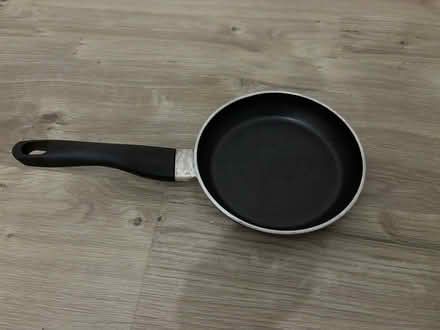 Photo of free mini pan (Debden, IG10) #1