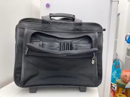 Photo of free Overnight bag or bag for lots of documents. (Bear Flat) #4