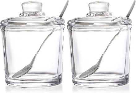 Photo of Container with lid/spoon cabability (vanier) #1