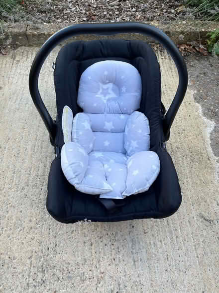 Photo of free Baby car seat (KT1) #1