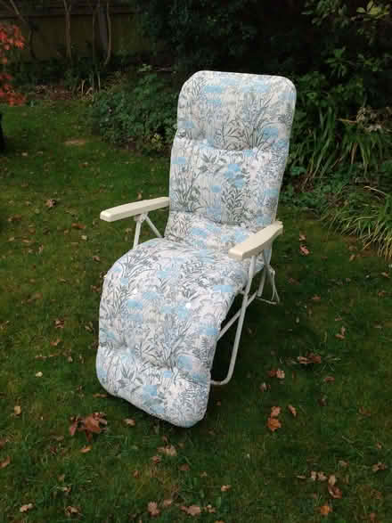 Photo of free Vintage garden lounger (Shurdington GL51) #3