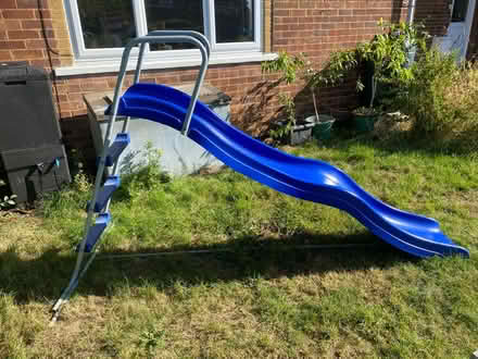 Photo of free Blue slide (Welwyn Garden City (AL7)) #2