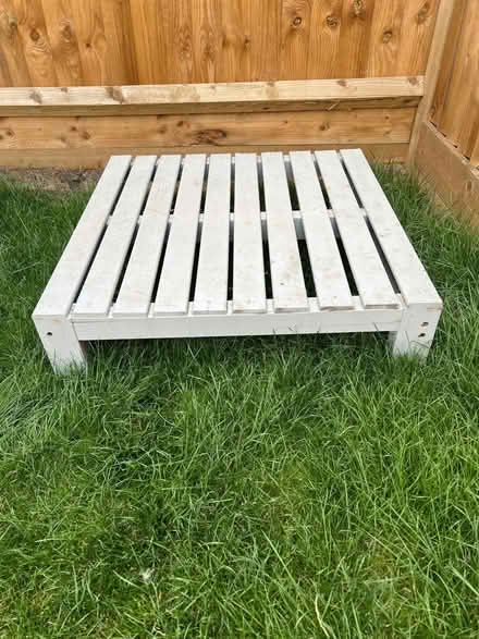 Photo of free Small wooden platform in light blue/grey paint (Maldon Wick CM9) #3