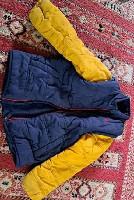 Photo of free Kids puffer jacket 4-5 years (Hornsey N8) #2