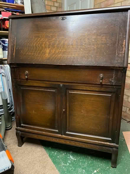Photo of free Globe Weirnicke Bureau (Ashford, TN24) #1