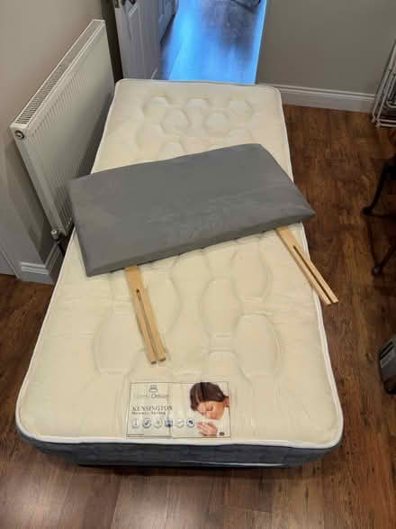 Photo of free 3 ft single divan bed (Burgess hill RH15) #2