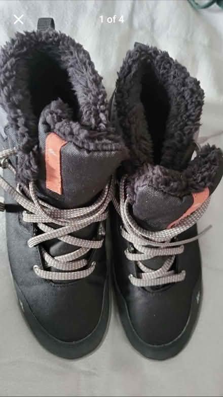 Photo of free Walking boots (Rm12 4tr) #1