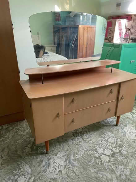 Photo of free Dressing table (Little Whelnetham) #1