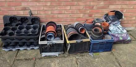 Photo of free Flowerpots and pot trays (Pond Park HP5) #1