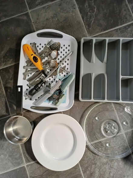 Photo of free Household items (Boggart hill LS14) #2