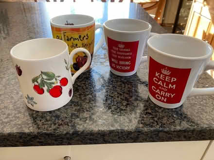 Photo of free 4 mugs (Basildon SS16) #1