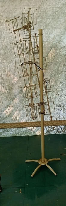 Photo of free Card display rack (North Shoreline) #1