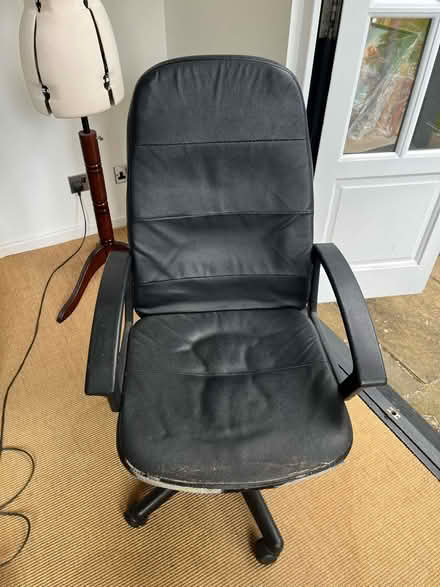 Photo of free Swivel office chair (Yateley) #2