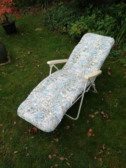 Photo of free Vintage garden lounger (Shurdington GL51) #4