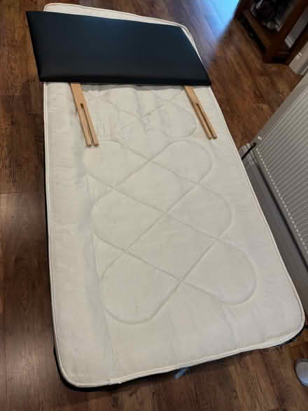 Photo of free Single bed 3 ft divan (Burgess hill RH15) #1