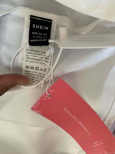 Photo of free White dress L (SE25 selhurst) #3
