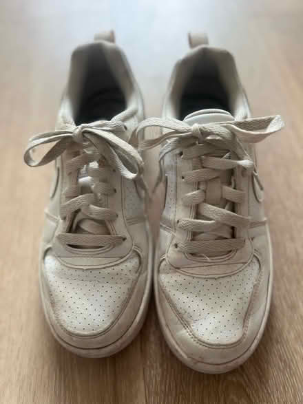 Photo of free teenage/adult trainers size 4.5 & 6 (Tonbridge) #3