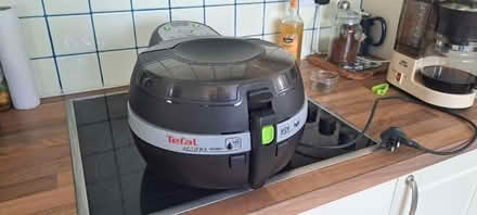 Photo of free Air fryer (Critchill, Frome) #1