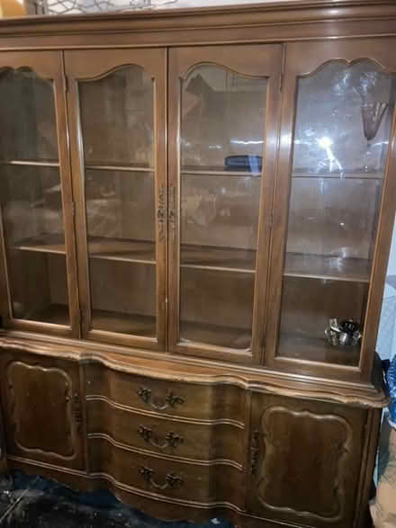 Photo of free China cupboard in good condition (Chelsea) #1
