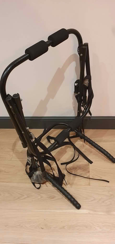 Photo of free Bike rack (Oakwood Park N21) #1