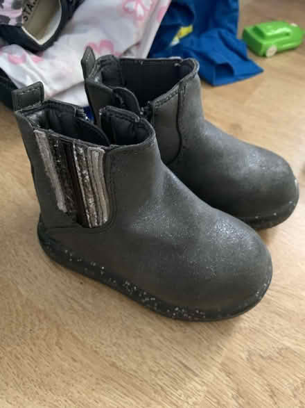 Photo of free Baby clothes (IG10) #2