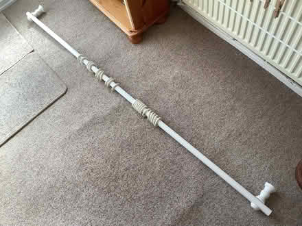 Photo of free White Wooden Curtain Rod 180cm (Grange Estate, Letchworth SG6) #1