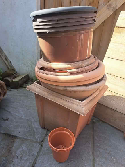 Photo of free Plastic plant pots (Seaside BN22) #1