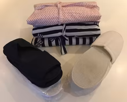 Photo of free kimono Style Hotel Robes + Slippers (BR6) #1