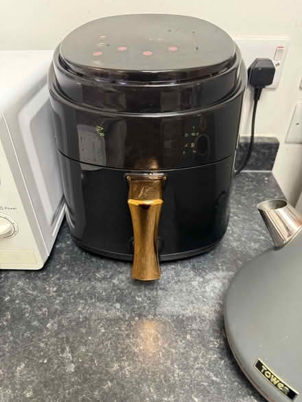 Photo of free Air fryer (LS20) #1