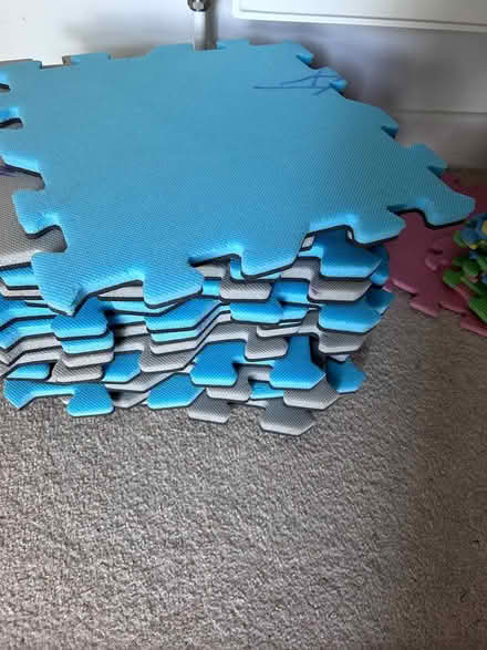 Photo of free Toddler stuff (BR5) #1