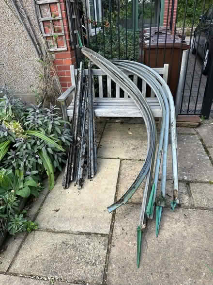 Photo of free Pol tunnel frame (Wells. BA5) #1