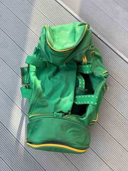 Photo of free Large green hold-all bag (Cubbington CV32) #1