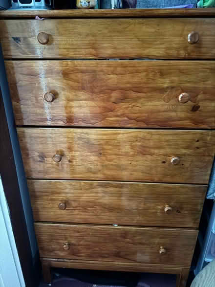 Photo of free Bureau (Park Ave) #1