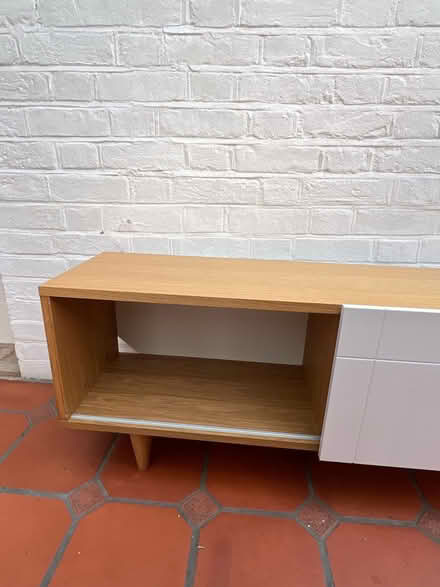 Photo of free TV stand (E11) #4
